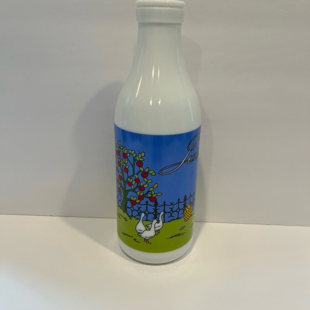 Vintage milk glass Bottle Carlton Glass Cottagecore graphics cat goose apples